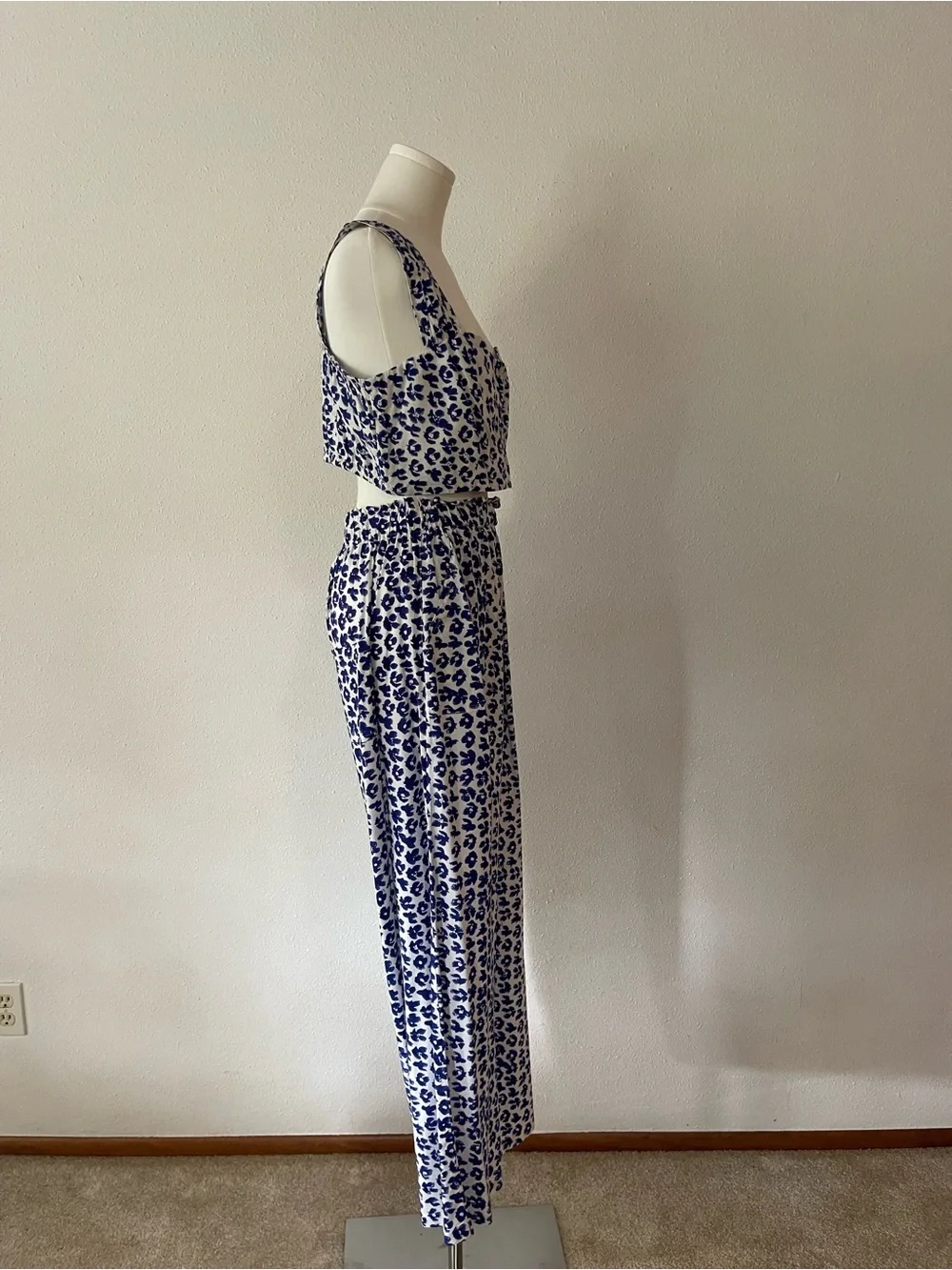 Emerson Fry Blue White Floral Wide-Leg Pants And Crop Top Matching Set